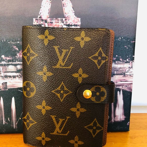 SOLD on FB!!!❤👜Authentic Louis Vuitton Agenda PM in Mono - Picture 2 of 10
